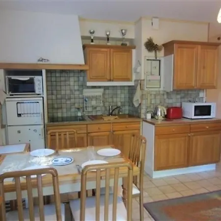 Appartement Saint-georges-de-didonne, 2 Pieces, 4 Personnes - Fr-1-305-1347 *