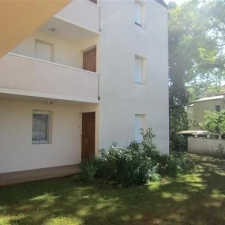 Saint-georges-de-didonne, 2 Pieces, 4 Personnes - Fr-1-305-1347 *